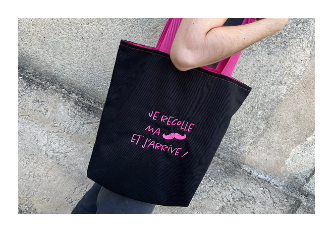 Sac fourre tout 'Je recolle ma moustache et j'arrive !'